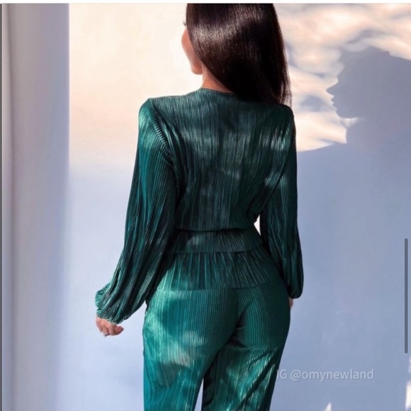 Zara viral pleated set - Picture 7 of 9